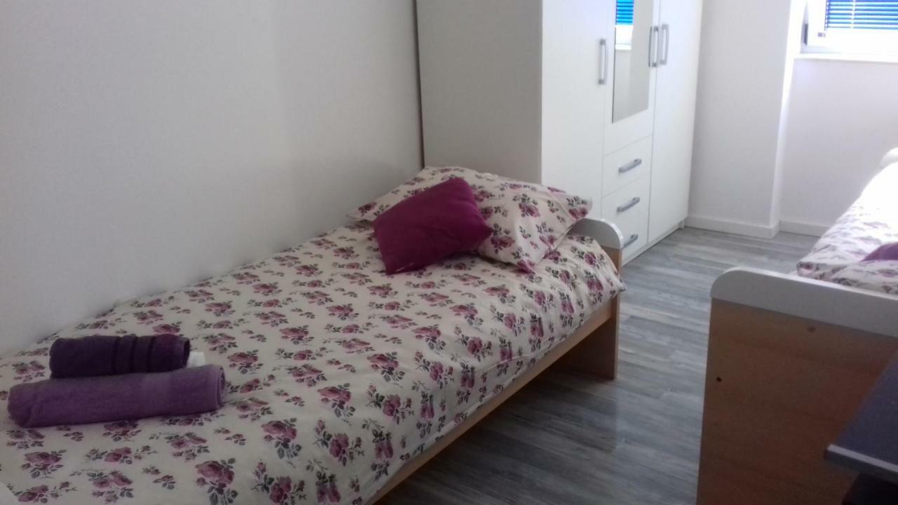 Apartment Lorena Sibenik Bagian luar foto