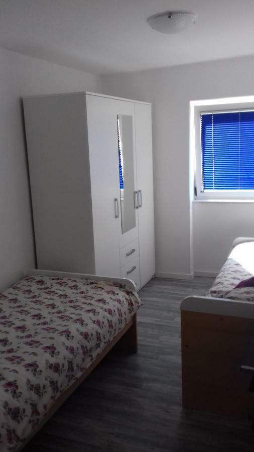 Apartment Lorena Sibenik Bagian luar foto