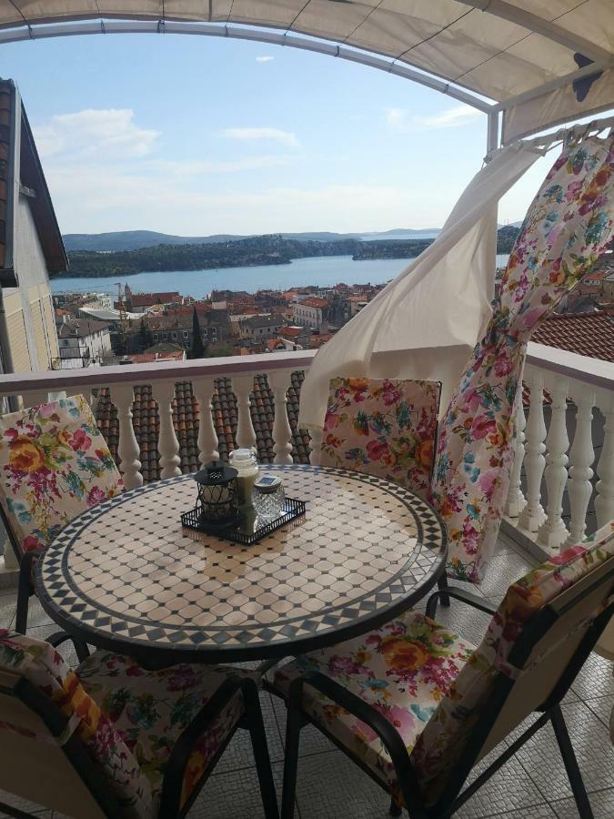 Apartment Lorena Sibenik Bagian luar foto